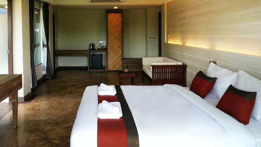 B2 Mae Hong Son Premier Hotel Eksteriør billede